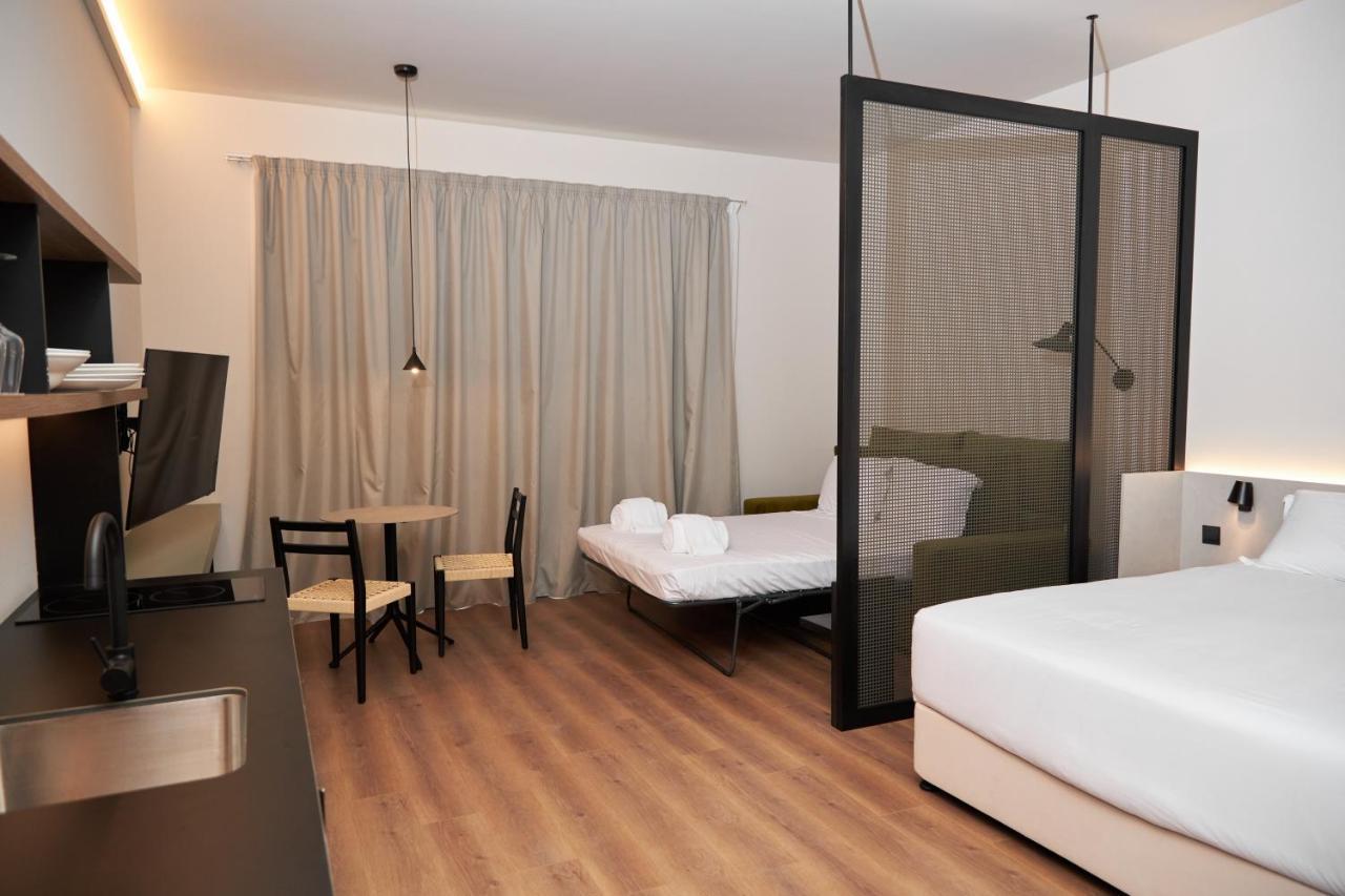 Alinea Primo Historic Center Aparthotel Лимасол Екстериор снимка
